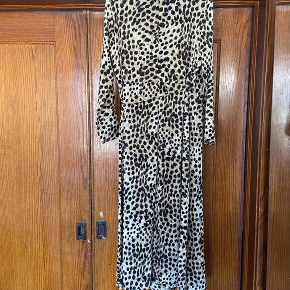 H&M Leopard Print Wrap Dress (NWT, Size L) - Picture 3 of 5